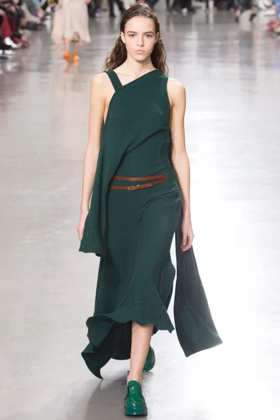 Look 1